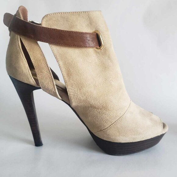 N.Y.L.A. Mariah Peep Toe Bootie - Picture 2 of 4